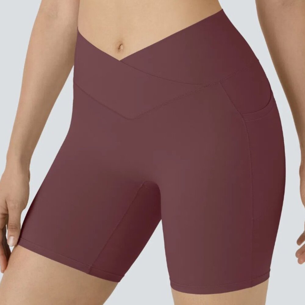 HALARA Softlyzero™ High Waisted Crossover Side Pocket Yoga Biker Shorts 7"